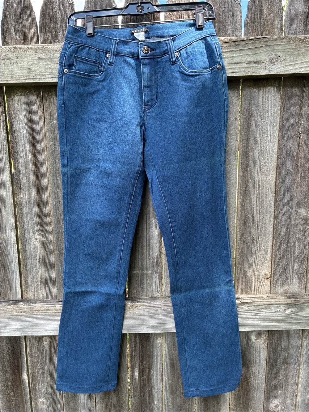 VENUS Dark Indigo Straight-Leg Women's Jeans